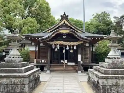 雄郡神社の本殿