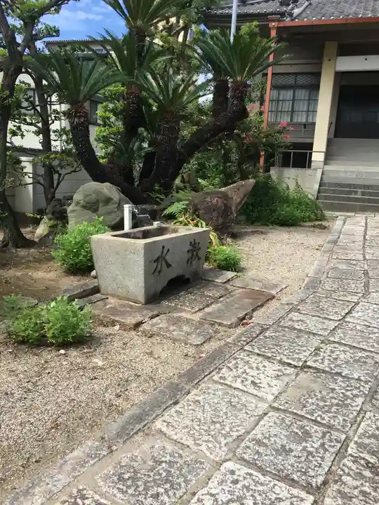 西福寺の手水舎