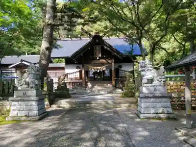 春日山神社の本殿・本堂