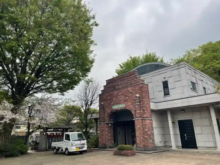 蓮馨寺の{uncategorized: "未分類", other: "その他", undefined: "問題あり", building: "その他建物", grave: "お墓", sacred_gate: "鳥居", guardian: "狛犬", statue: "像", buddha: "仏像", history: "歴史", nature: "自然", garden: "庭園", animal: "動物", pagoda: "塔", temizu: "手水舎", mountain_gate: "山門・神門", sanctuary: "本殿・本堂", subordinate: "末社・摂社", art: "芸術", scenery: "景色", jizo: "地蔵", ema: "絵馬", goshuin: "御朱印", omikuji: "おみくじ", items: "授与品その他", amulet: "お守り", goshuincho: "御朱印帳", eats: "食事", festival: "お祭り", votive_dance: "神楽", shichigosan: "七五三参", wedding: "結婚式", experience: "体験その他", initially: "初詣", around: "周辺", anti_infection: "感染症対策"}