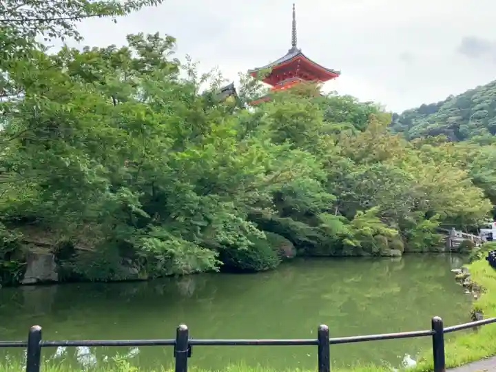 清水寺の庭園