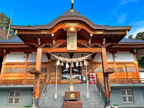 烏帽子山八幡宮の本殿・本堂