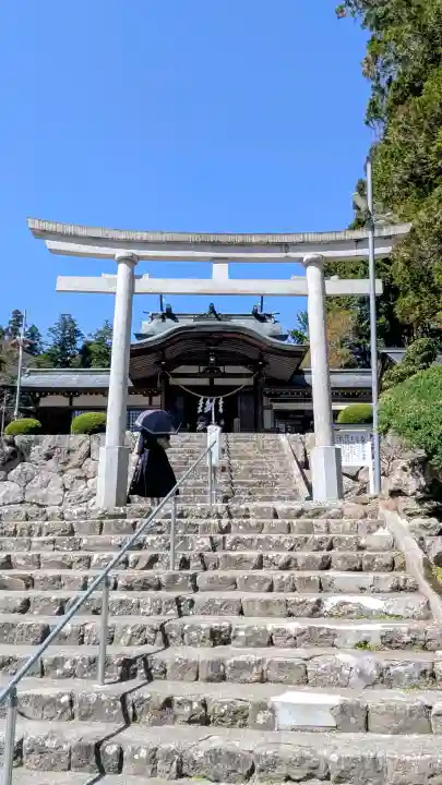 夫婦木神社の{uncategorized: "未分類", other: "その他", undefined: "問題あり", building: "その他建物", grave: "お墓", sacred_gate: "鳥居", guardian: "狛犬", statue: "像", buddha: "仏像", history: "歴史", nature: "自然", garden: "庭園", animal: "動物", pagoda: "塔", temizu: "手水舎", mountain_gate: "山門・神門", sanctuary: "本殿・本堂", subordinate: "末社・摂社", art: "芸術", scenery: "景色", jizo: "地蔵", ema: "絵馬", goshuin: "御朱印", omikuji: "おみくじ", items: "授与品その他", amulet: "お守り", goshuincho: "御朱印帳", eats: "食事", festival: "お祭り", votive_dance: "神楽", shichigosan: "七五三参", wedding: "結婚式", experience: "体験その他", initially: "初詣", around: "周辺", anti_infection: "感染症対策"}