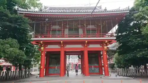 大須観音 （北野山真福寺宝生院）の山門