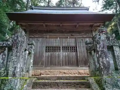若宮八幡社の本殿・本堂