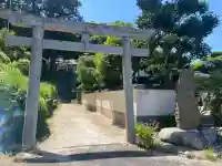 貴船神社の{uncategorized: "未分類", other: "その他", undefined: "問題あり", building: "その他建物", grave: "お墓", sacred_gate: "鳥居", guardian: "狛犬", statue: "像", buddha: "仏像", history: "歴史", nature: "自然", garden: "庭園", animal: "動物", pagoda: "塔", temizu: "手水舎", mountain_gate: "山門・神門", sanctuary: "本殿・本堂", subordinate: "末社・摂社", art: "芸術", scenery: "景色", jizo: "地蔵", ema: "絵馬", goshuin: "御朱印", omikuji: "おみくじ", items: "授与品その他", amulet: "お守り", goshuincho: "御朱印帳", eats: "食事", festival: "お祭り", votive_dance: "神楽", shichigosan: "七五三参", wedding: "結婚式", experience: "体験その他", initially: "初詣", around: "周辺", anti_infection: "感染症対策"}