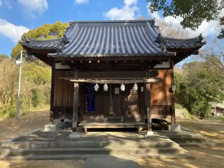 中厳前神社の本殿・本堂