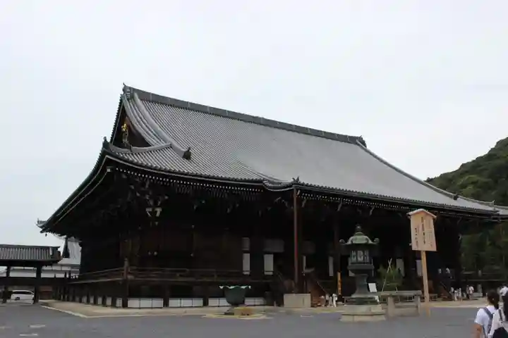 知恩院の本殿・本堂