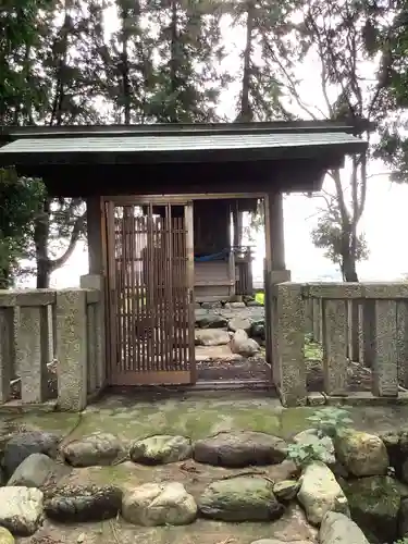 恩田社の本殿・本堂