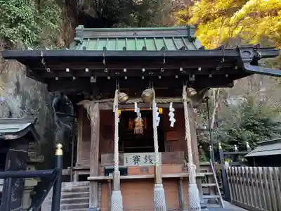 銭洗弁財天宇賀福神社の本殿・本堂