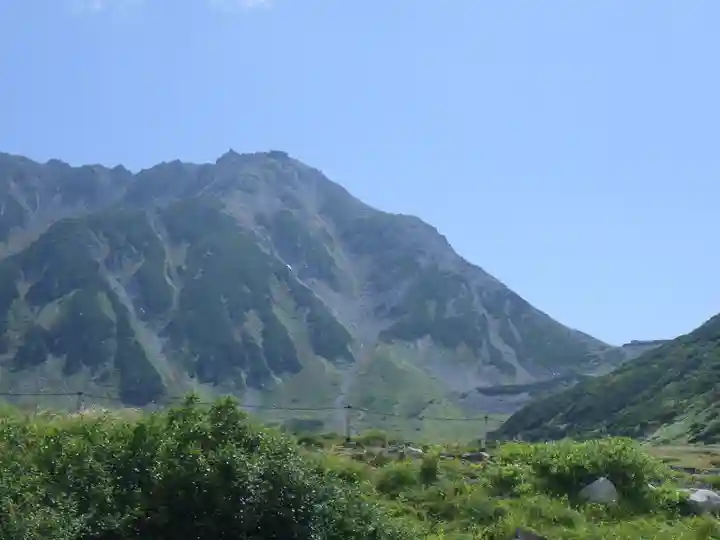 雄山神社峰本社の周辺