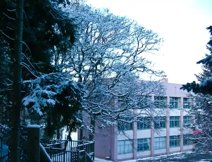 由仁神社(北海道)