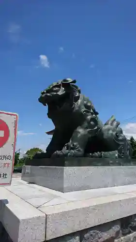 山形縣護國神社の狛犬