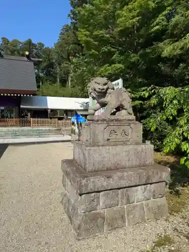 乃木神社の{uncategorized: "未分類", other: "その他", undefined: "問題あり", building: "その他建物", grave: "お墓", sacred_gate: "鳥居", guardian: "狛犬", statue: "像", buddha: "仏像", history: "歴史", nature: "自然", garden: "庭園", animal: "動物", pagoda: "塔", temizu: "手水舎", mountain_gate: "山門・神門", sanctuary: "本殿・本堂", subordinate: "末社・摂社", art: "芸術", scenery: "景色", jizo: "地蔵", ema: "絵馬", goshuin: "御朱印", omikuji: "おみくじ", items: "授与品その他", amulet: "お守り", goshuincho: "御朱印帳", eats: "食事", festival: "お祭り", votive_dance: "神楽", shichigosan: "七五三参", wedding: "結婚式", experience: "体験その他", initially: "初詣", around: "周辺", anti_infection: "感染症対策"}