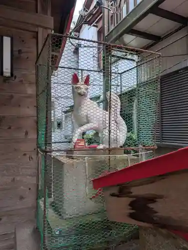 烏巣之森稲荷大明神(神奈川県)