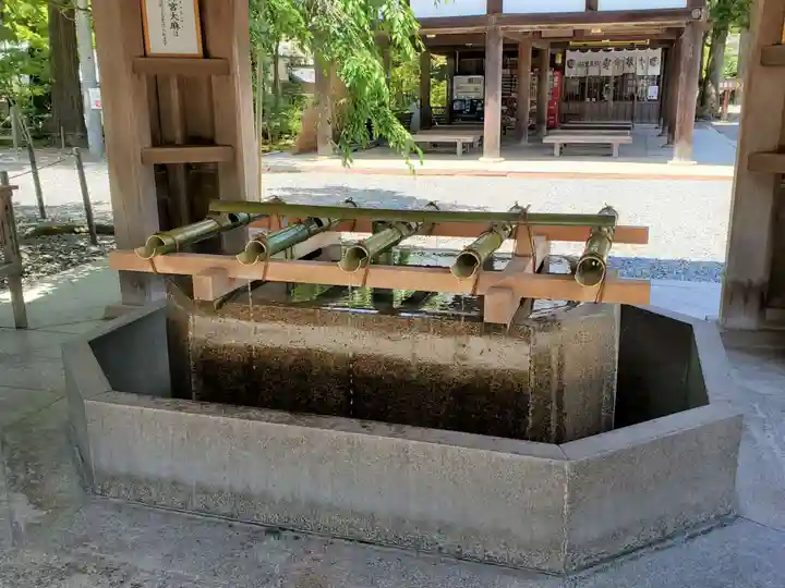 多賀大社の手水舎