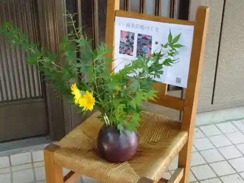 弥生神社の建物その他