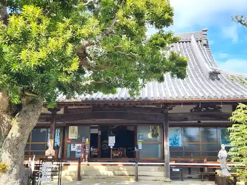 多聞寺の本殿・本堂