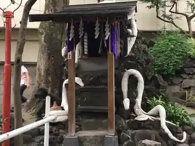 蛇窪神社の末社・摂社