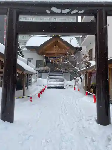 札幌祖霊神社の鳥居