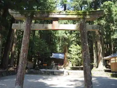 室生龍穴神社の鳥居