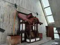 熊野神社衣笠分社の{uncategorized: "未分類", other: "その他", undefined: "問題あり", building: "その他建物", grave: "お墓", sacred_gate: "鳥居", guardian: "狛犬", statue: "像", buddha: "仏像", history: "歴史", nature: "自然", garden: "庭園", animal: "動物", pagoda: "塔", temizu: "手水舎", mountain_gate: "山門・神門", sanctuary: "本殿・本堂", subordinate: "末社・摂社", art: "芸術", scenery: "景色", jizo: "地蔵", ema: "絵馬", goshuin: "御朱印", omikuji: "おみくじ", items: "授与品その他", amulet: "お守り", goshuincho: "御朱印帳", eats: "食事", festival: "お祭り", votive_dance: "神楽", shichigosan: "七五三参", wedding: "結婚式", experience: "体験その他", initially: "初詣", around: "周辺", anti_infection: "感染症対策"}