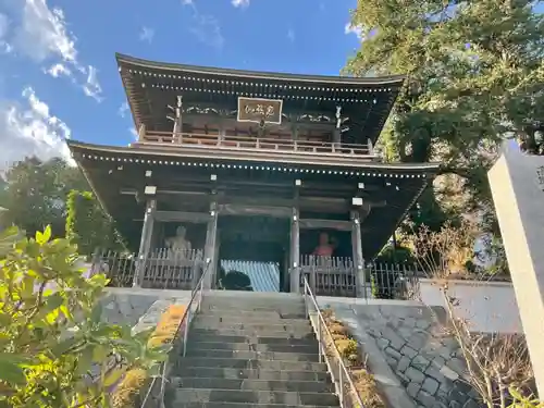萬蔵寺の山門・神門