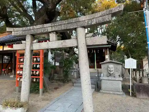 柴籬神社の末社