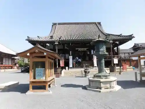 総持寺の本殿