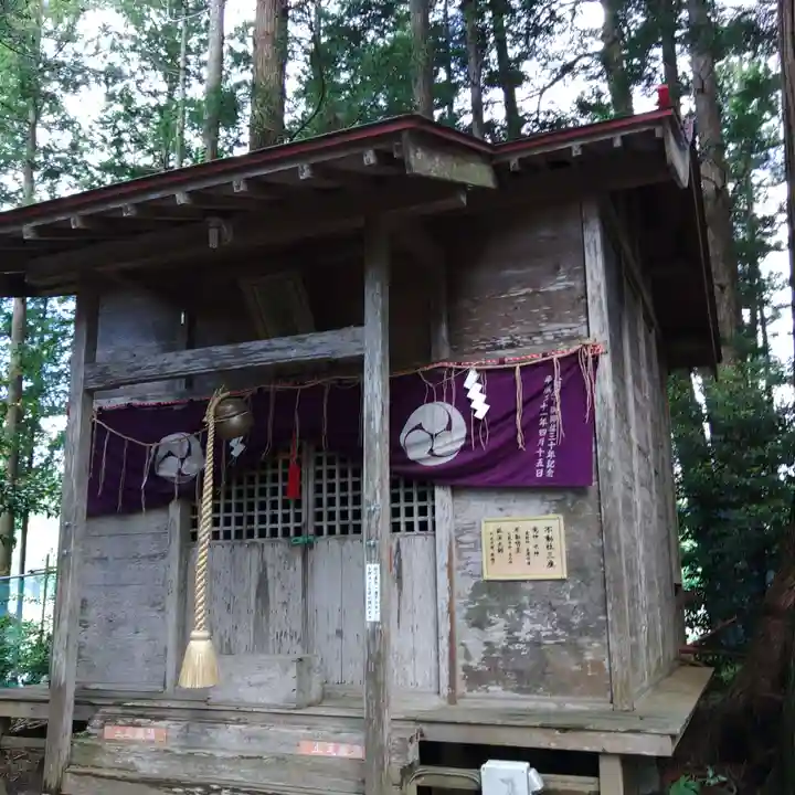 坪沼八幡神社の末社・摂社