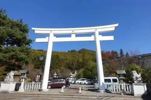 山梨縣護國神社の鳥居