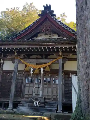 笹津神社の本殿