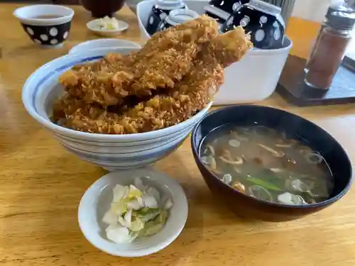 三峯神社の食事