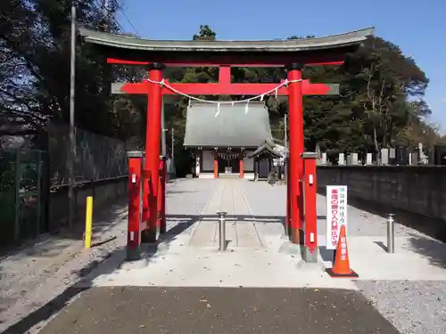 諏訪神社の鳥居