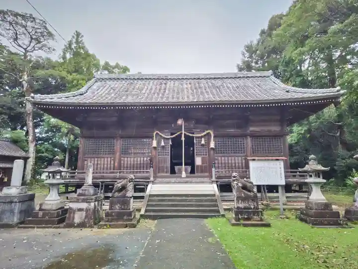 八幡神社の本殿・本堂