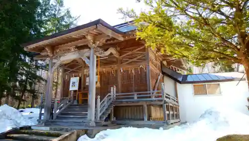 雨紛神社の本殿