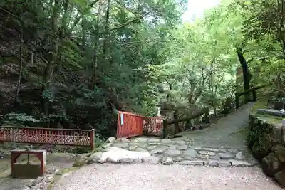 満願滝弁財天のその他建物