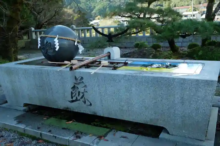 大斎原(熊野本宮大社旧社地)の手水舎