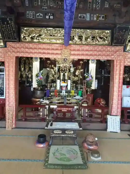 観音寺の本殿・本堂