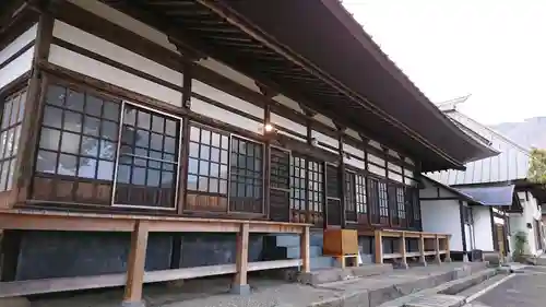 龍谷寺の本殿・本堂