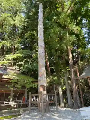 諏訪大社下社春宮(長野県)