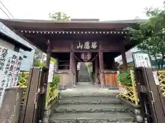 弘明寺の山門