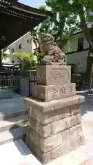 女躰大神の狛犬