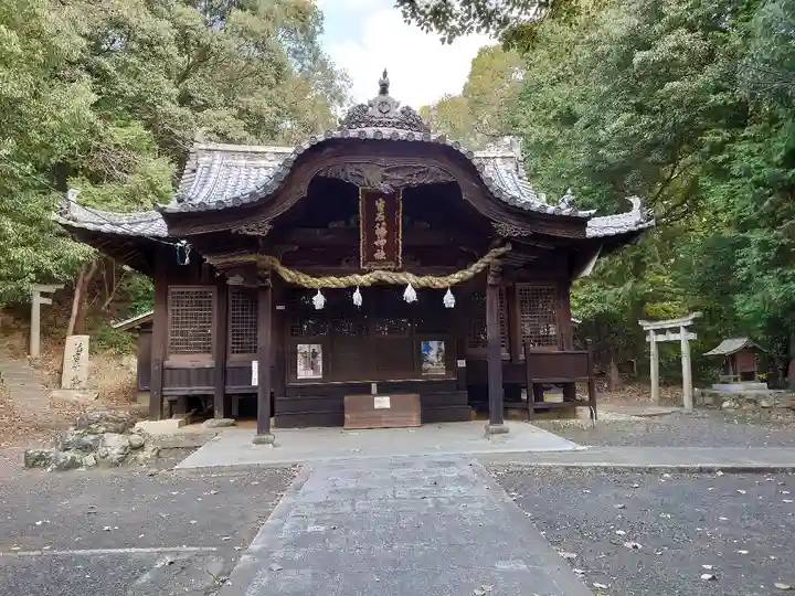 生石八幡神社の本殿・本堂