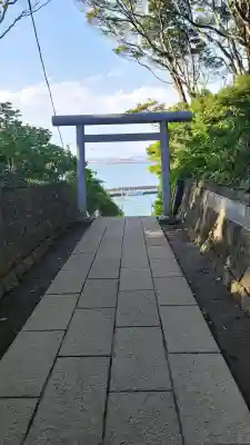 酒列磯前神社の{uncategorized: "未分類", other: "その他", undefined: "問題あり", building: "その他建物", grave: "お墓", sacred_gate: "鳥居", guardian: "狛犬", statue: "像", buddha: "仏像", history: "歴史", nature: "自然", garden: "庭園", animal: "動物", pagoda: "塔", temizu: "手水舎", mountain_gate: "山門・神門", sanctuary: "本殿・本堂", subordinate: "末社・摂社", art: "芸術", scenery: "景色", jizo: "地蔵", ema: "絵馬", goshuin: "御朱印", omikuji: "おみくじ", items: "授与品その他", amulet: "お守り", goshuincho: "御朱印帳", eats: "食事", festival: "お祭り", votive_dance: "神楽", shichigosan: "七五三参", wedding: "結婚式", experience: "体験その他", initially: "初詣", around: "周辺", anti_infection: "感染症対策"}