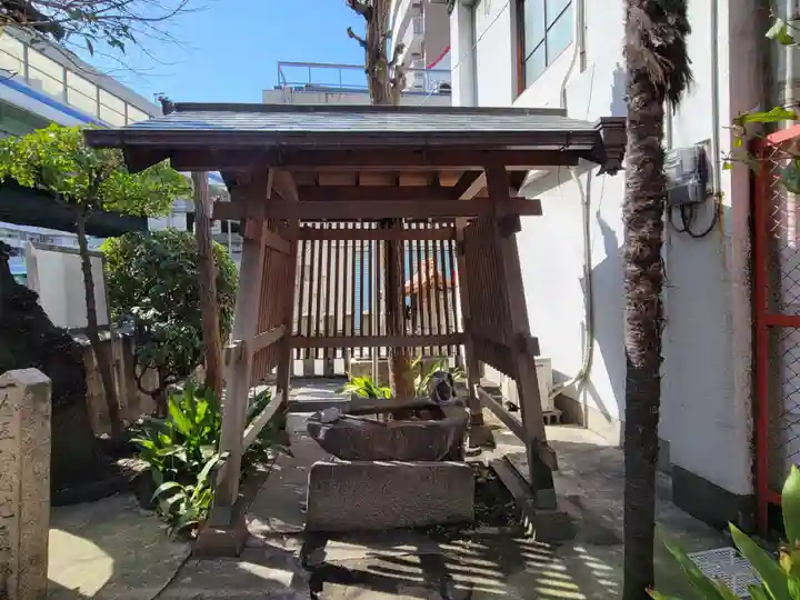西出鎮守稲荷神社(兵庫県)