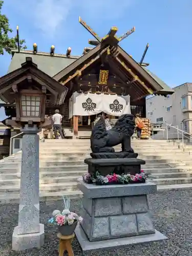 札幌諏訪神社の狛犬