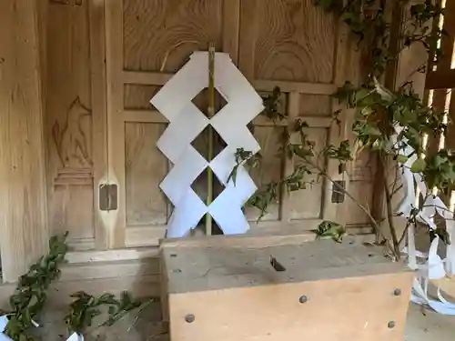 稲倉神社の本殿・本堂