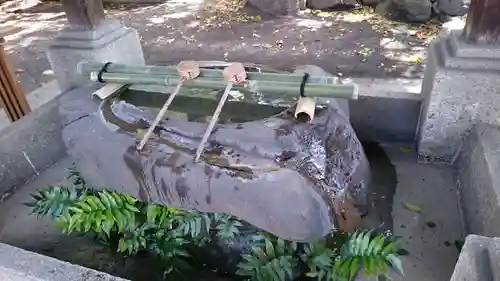 日置神社の手水舎