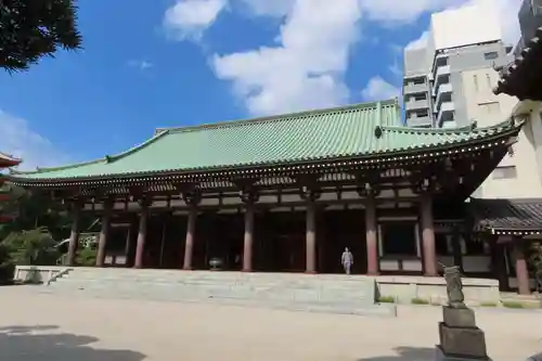 東長寺の本殿・本堂